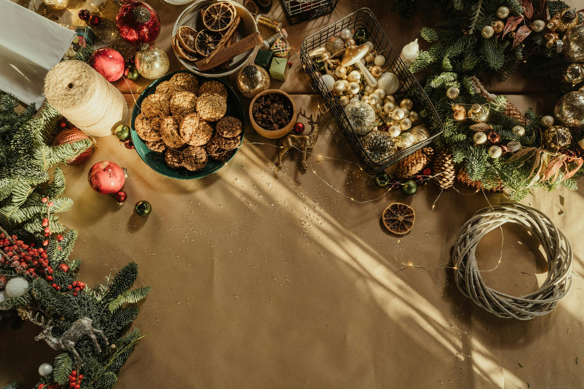 Décorer sa maison pour Noël : 7 idées pour une ambiance chaleureuse, éthique et durable