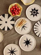 Assiettes M #08 Soleil noir