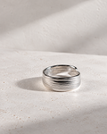 Bague Olivine réglable en argent massif recyclé