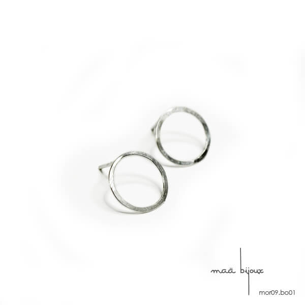 Hammered sterling silver wire earrings
