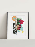 Collage encadré avec visage découpé, fleurs roses et formes colorées