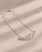 Collier en argent 925 à motif dentelle horizontale, chaîne fine et fermoir mousqueton