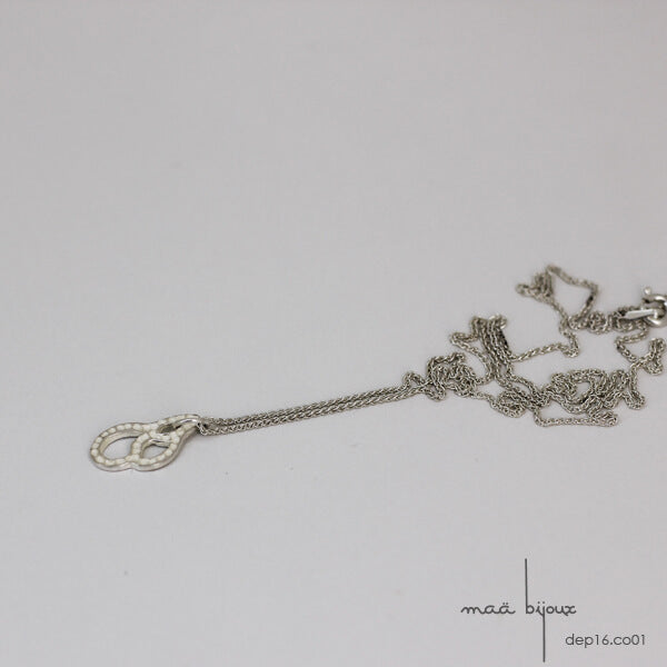 Minimalist sterling silver necklace