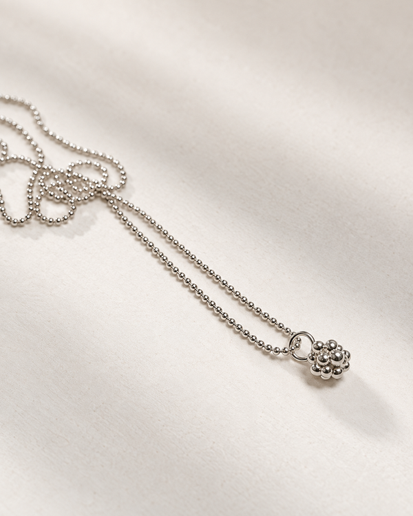 Collier bulle minimaliste en argent massif
