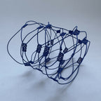 Collier tour de cou en fil bleu foncé à perles, plusieurs brins
