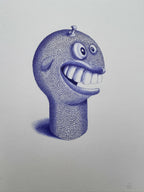 Figurine tête de monstre bleue à dents, yeux ronds et petit bouton antenne