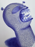 Figurine de créature bleue, profil : tête écailleuse avec dents et deux yeux