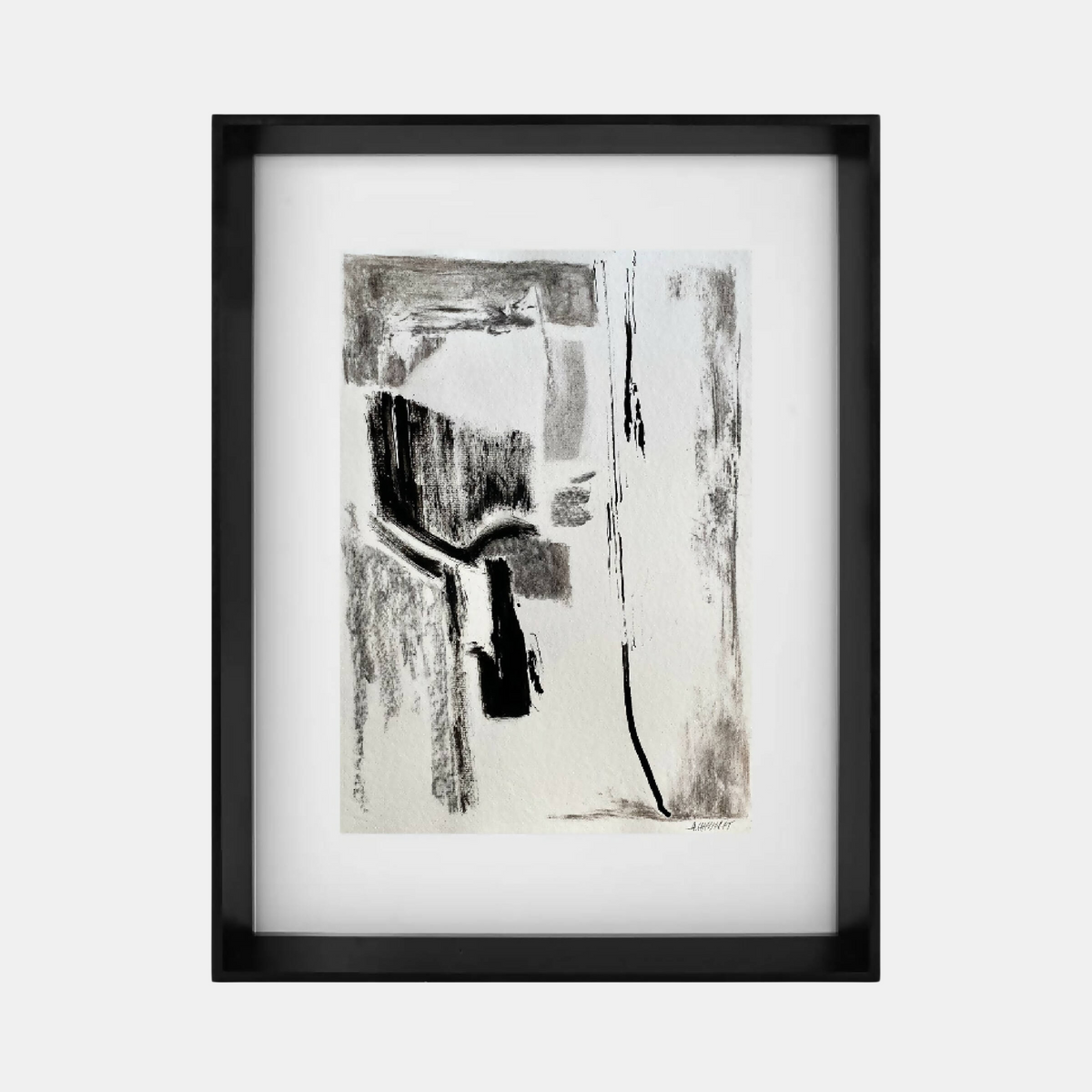 Tableau abstrait encadré avec formes verticales noires et touches grises