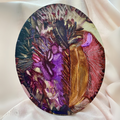 Encre « Little bird » : disque rond aux plumes d’oiseau violet et doré