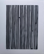 Impression « La ligne du temps » (2023) : motif code-barres noir sur papier blanc