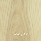 Planche de bois clair : veinage du frêne (Frêne / Ash), surface texturée