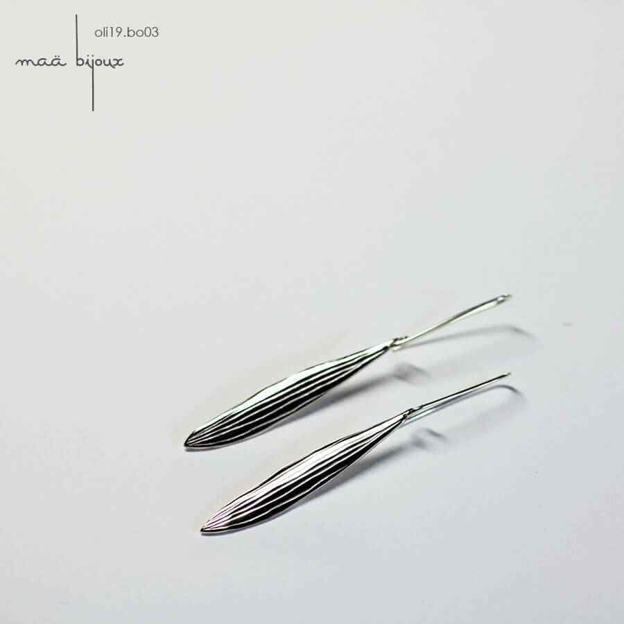 Boucles d'oreilles pendantes feuille d'olivier en argent massif recyclé