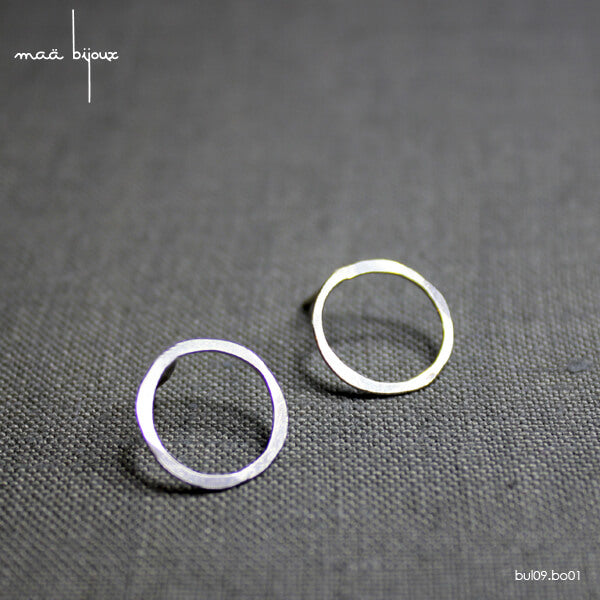 Hammered sterling silver wire earrings