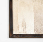 Œuvre originale abstraite encadrée, cadre brun foncé et texture beige granuleuse sur la toile.