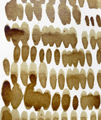 Détail d’une peinture café abstraite, formes de taches sur papier coton