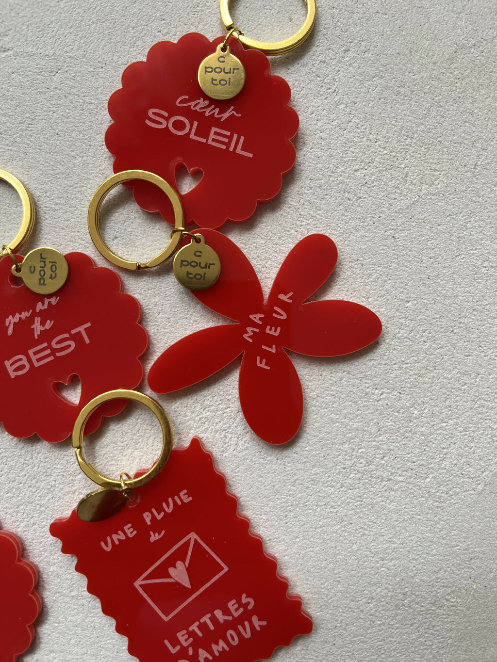 Porte-clés fleur rouge avec anneaux et pendentif texte « Ma fleur »