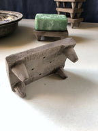 Porte-savon #4 en bois gris, support à savon avec encoches et patins