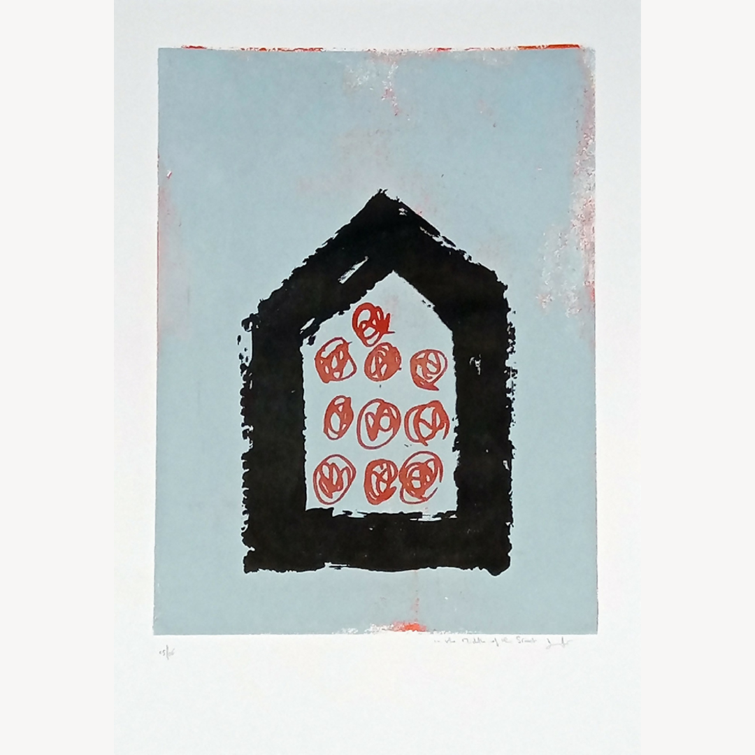 Sérigraphie originale : maison noire avec motifs rouges sur fond bleu clair