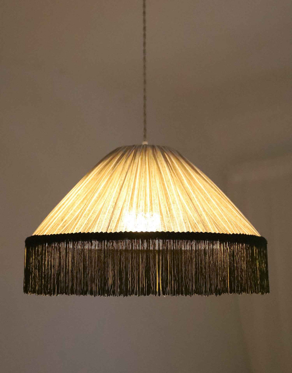 Suspension BELLA Rayures Olive, franges bohème