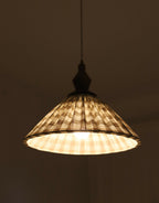 Suspension plissée à grands carreaux beige, abat-jour cloche lumineux