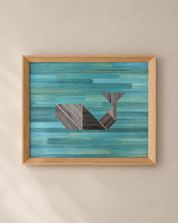 Tableau "Gardienne des Profondeurs", série Tangram, avec Marqueterie de Paille nuancée Bleue Clair et Gris Anthracite