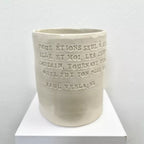 Tasse-poème VERLAINE en céramique beige, texte poétique sur le côté