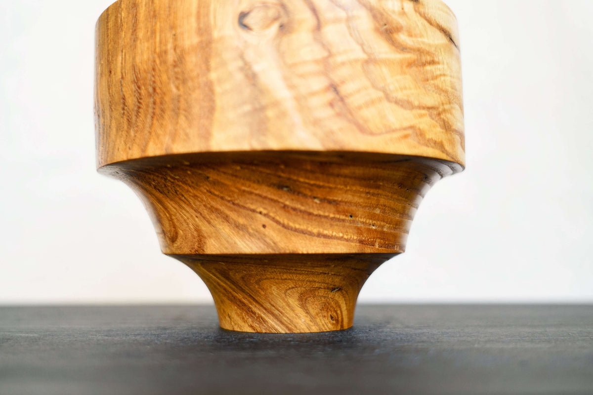 Vase en châtaignier - Vague en nacre