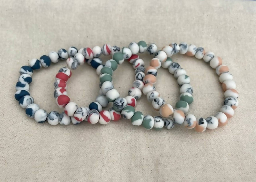 Bracelet en perles de porcelaine multicolores, perles blanches, bleues, rouges et vertes